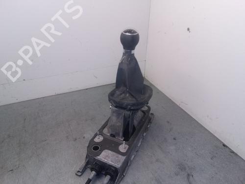 Used Gear lever VW TOURAN (1T1, 1T2) [2003-2010]  15440932