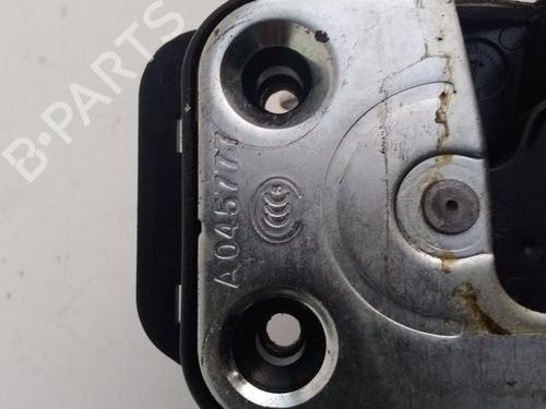 Rear right lock KIA SORENTO I (JC) 2.5 CRDi 4WD | BP15832577C99 