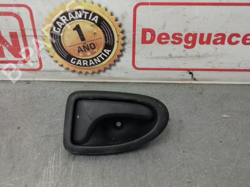 Used Front right interior door handle NISSAN PRIMASTAR Van (X83) [2002-2025]  15435193