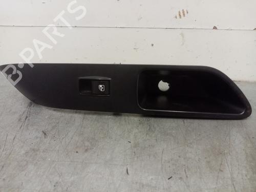 Used Right front window switch IVECO DAILY VI Van [2014-2025]  27996978