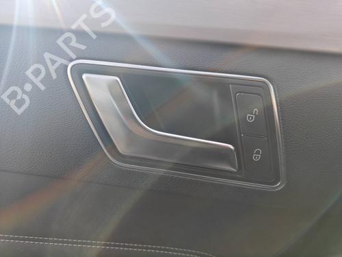 Used Front left interior door handle MERCEDES-BENZ E-CLASS (W212) [2009-2016]  23041682