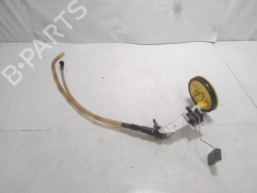 Used Fuel pump SKODA OCTAVIA II Combi (1Z5) 2.0 TDI 4x4 (140 hp) 15587297