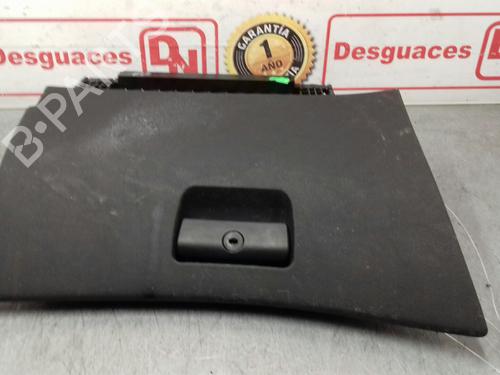 Used Glove box BMW 3 (E46) 323 i (170 hp) 15436434