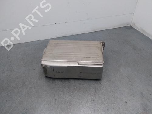 Used Radio RENAULT LAGUNA II (BG0/1_) [2001-2007]  16109482