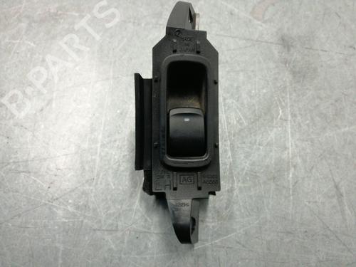 Used Right rear window switch CITROËN DS4 (NX_) [2011-2015]  15846922