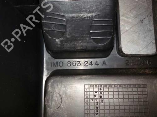 Armrest / Center console SEAT LEON (1M1)  | BP15432803I20 