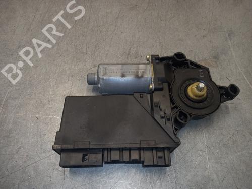 Right front window motor AUDI A4 B6 (8E2) 1.9 TDI | BP15444966E20 