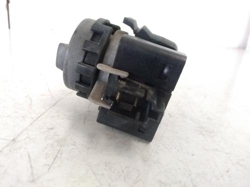 Used Switch MERCEDES-BENZ M-CLASS (W163) ML 270 CDI (163.113) (163 hp) 15451440
