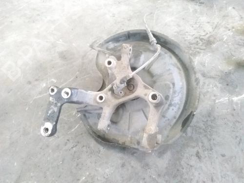Used Right rear steering knuckle VW GOLF PLUS V (5M1, 521) [2004-2013]  15463385
