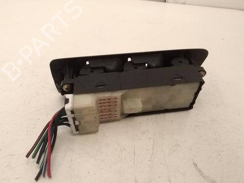 Used Left front window switch SUBARU FORESTER (SF_) [1997-2002]  15445776