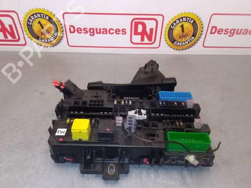 Sikringsdåse OPEL ASTRA H Estate (A04) [2004-2014]  15428638