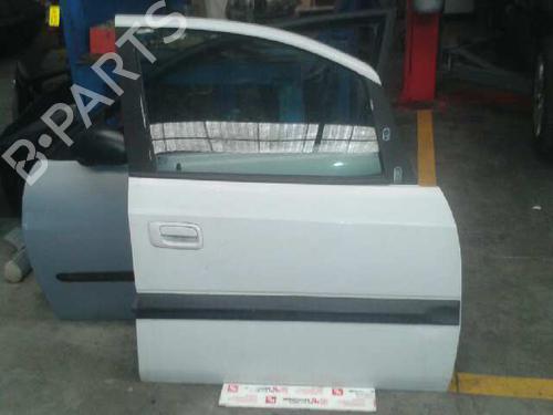 Used Right front door OPEL ZAFIRA A MPV (T98) [1999-2006]  15425156