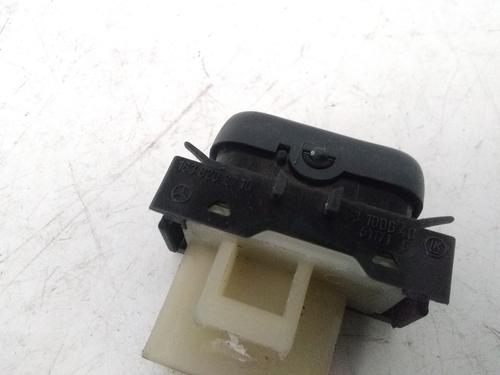 Switch MERCEDES-BENZ M-CLASS (W163) ML 270 CDI (163.113) | BP15451441I30 