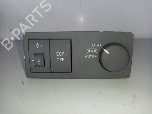 Used Switch KIA SORENTO I (JC) 2.5 CRDi 4WD (140 hp) 16772435