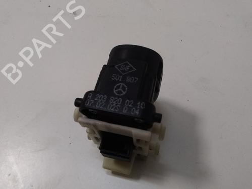 Right rear window switch MERCEDES-BENZ C-CLASS (W203) C 220 CDI (203.006, 203.008) | BP15461613I28 