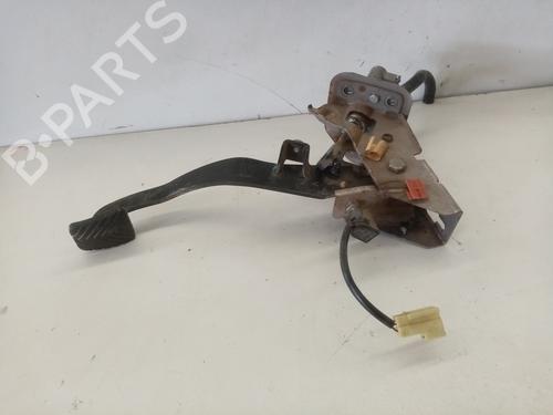 Used Clutch pedal KIA SPORTAGE II (JE_, KM_) [2004-2011]  25805186