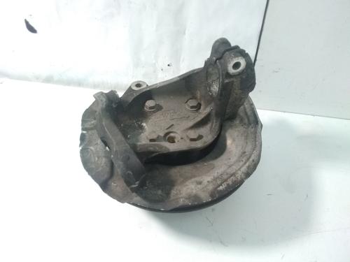 Used Left front steering knuckle BMW 1 (E87) 118 d (143 hp) 15450331