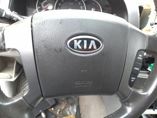 Used Driver airbag KIA SORENTO I (JC) 2.5 CRDi (170 hp) 23104783