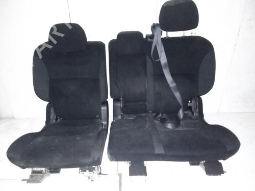 Sæde Bagtil MITSUBISHI OUTLANDER II (CW_W) 2.0 DI-D (CW8W) (140 hp) 15447377
