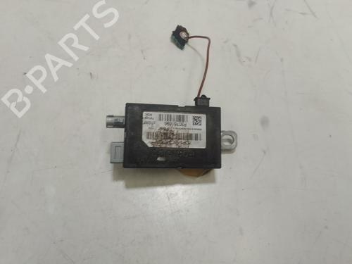 Used Antenna/Base FORD FOCUS III 1.6 TDCi (115 hp) 15454156