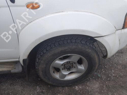 Used Front right wheel arch trim NISSAN PICK UP (D22) [1997-2025]  26560884