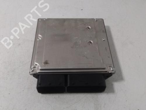 Used Engine control unit (ECU) BMW 5 (E60) 520 d (150 hp) 17391731