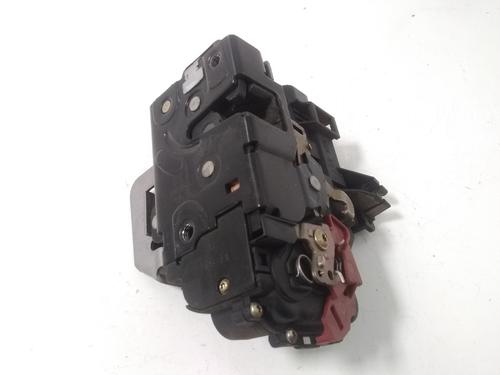 Serrure avant droite AUDI A4 B6 Avant (8E5) 2.5 TDI | BP15457123C97 