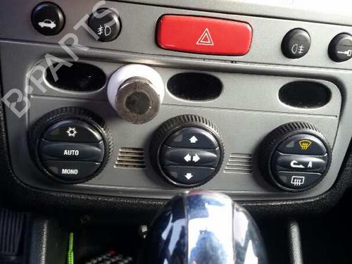Steering wheel controls ALFA ROMEO 147 (937_) 1.6 16V T.SPARK (937.AXA1A, 937.AXB1A, 937.BXB1A) | BP19134800E15 