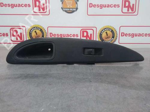 Used Right front window switch NISSAN PRIMERA Hatchback (P12) [2002-2025]  15428129