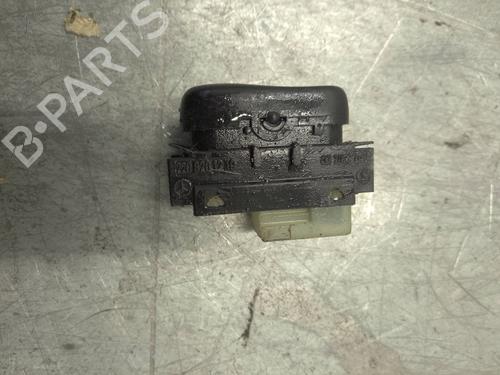 Used Right rear window switch MERCEDES-BENZ S-CLASS (W220) S 320 CDI (220.026, 220.126) (197 hp) 21681929