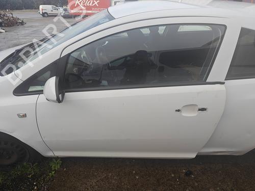 Used Left front door OPEL CORSA D (S07) [2006-2015]  23104817