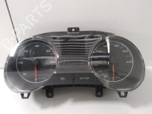 Used Instrument cluster SEAT IBIZA IV (6J5, 6P1) [2008-2017]  15458515