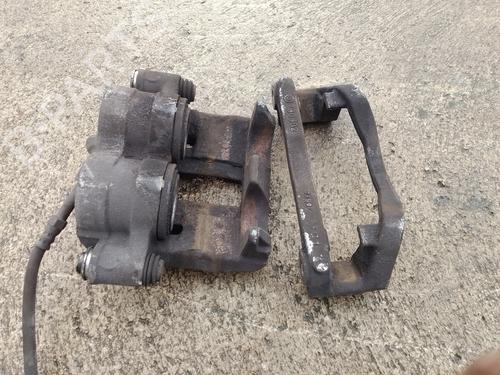 Used Left front brake caliper MERCEDES-BENZ SPRINTER 3-t Bus (B903) 316 CDI (903.671, 903.672, 903.673) (156 hp) 24309284