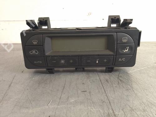 Used Climate control CITROËN C3 I (FC_, FN_) [2002-2013]  21065754