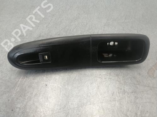 Used Right front window switch PEUGEOT 406 Coupe (8C) [1997-2005]  15456435