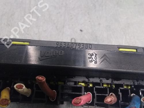 Fuse box CITROËN BERLINGO MULTISPACE (B9)  | BP15712557E1 