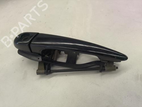 Used Front left exterior door handle BMW 3 (E46) 320 d (136 hp) 23208597