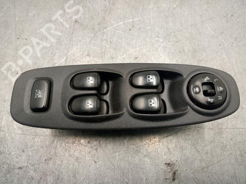 Used Left front window switch HYUNDAI ACCENT II (LC) 1.5 CRDi (82 hp) 16713700