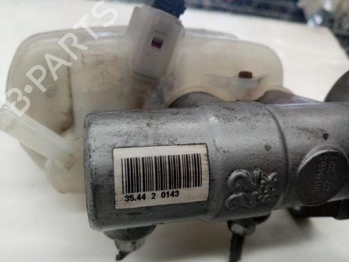 Brake master cylinder TOYOTA RAV 4 III (_A3_)  | BP24058565M77 
