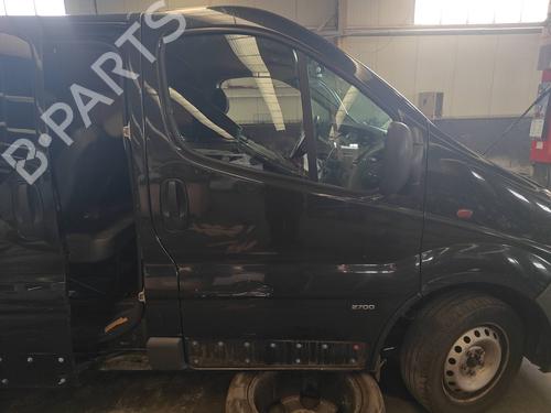 Used Right front door OPEL VIVARO A Van (X83) [2001-2015]  23105311