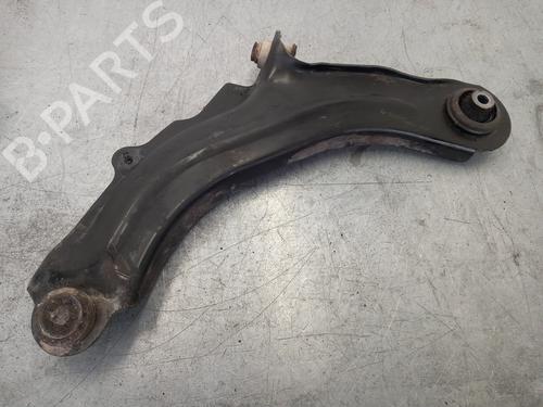 Used Left front suspension arm RENAULT SCÉNIC II (JM0/1_) [2003-2010]  15463231