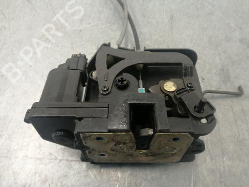 Used Front left lock SSANGYONG RODIUS I [2005-2025]  15457791