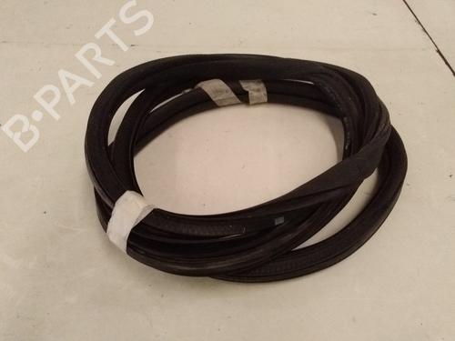 Used Rubber door seal CITROËN C3 / C3 ORIGIN III (SX) [2016-2025]  15446094