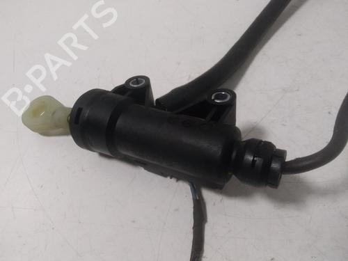 Used Clutch slave cylinder BMW 1 (F20) 116 d (116 hp) 16653328