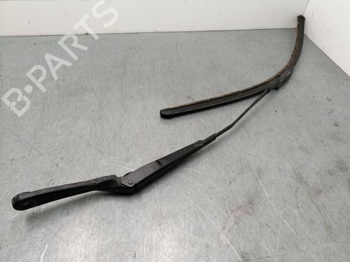 Used Front windshield wiper arm PEUGEOT 308 I (4A_, 4C_) [2007-2016]  15447650