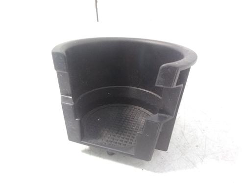 Used Cup/Object holder LAND ROVER DISCOVERY III (L319) 2.7 TD 4x4 (190 hp) 16459518