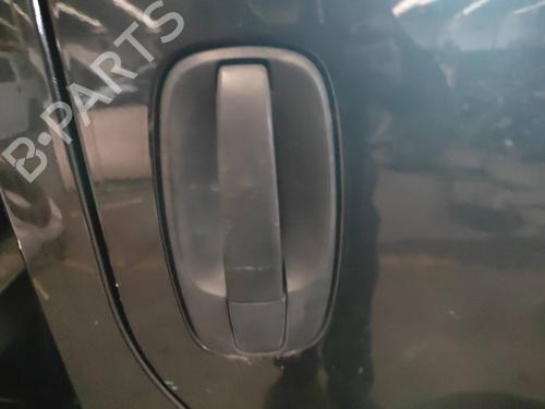 Used Front right exterior door handle OPEL VIVARO A Van (X83) [2001-2015]  23106408