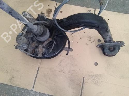 Used Right rear steering knuckle BMW 3 (E46) 316 i (115 hp) 15439124