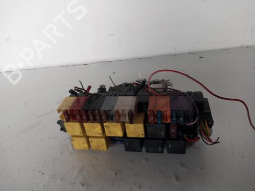 Used Fuse box MERCEDES-BENZ S-CLASS (W220) S 320 CDI (220.026, 220.126) (197 hp) 19542332