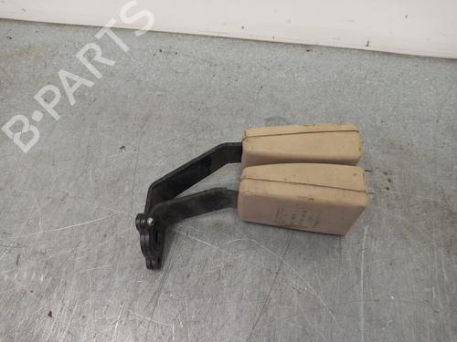 Sikkerhetsbelte bak i midten AUDI A8 D3 (4E2, 4E8) [2002-2010]  15437579